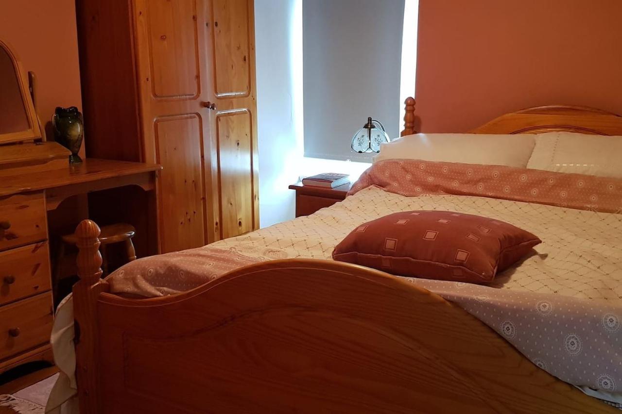 Вилла Cosy Townhouse On The Hill In Ireland Banagher Экстерьер фото